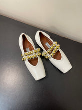 ALAIA BALLET FLATS IN WHITE GLOSSY CALFSKIN WITH GOLD HARDWARE